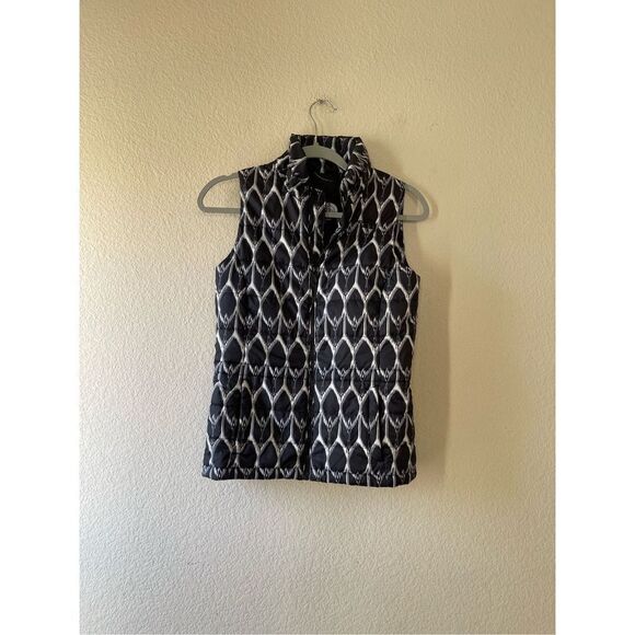The North Face‎ Women’s Quilted Full Zip Black White Print Puffer Vest xs - Picture 1 of 8